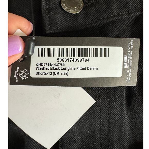 NWT Pretty Little Thing Washed Black Longline Fitted Denim Shorts Sz 8 US/12 UK - Picture 6 of 11
